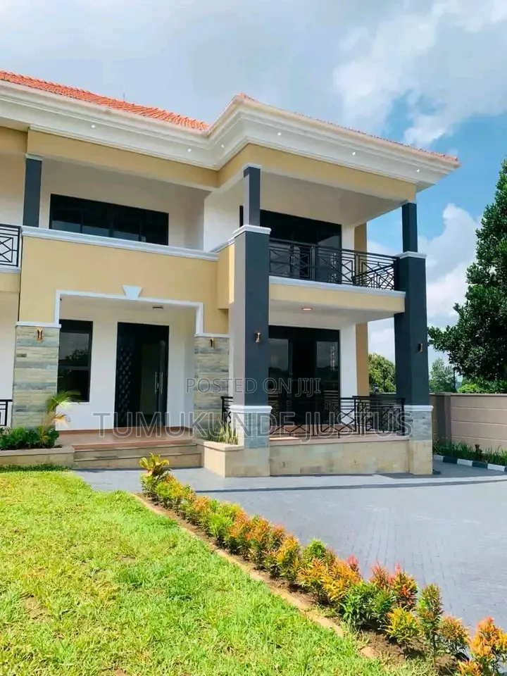 3bdrm House in Standalone Kisaasi, Central Division for rent