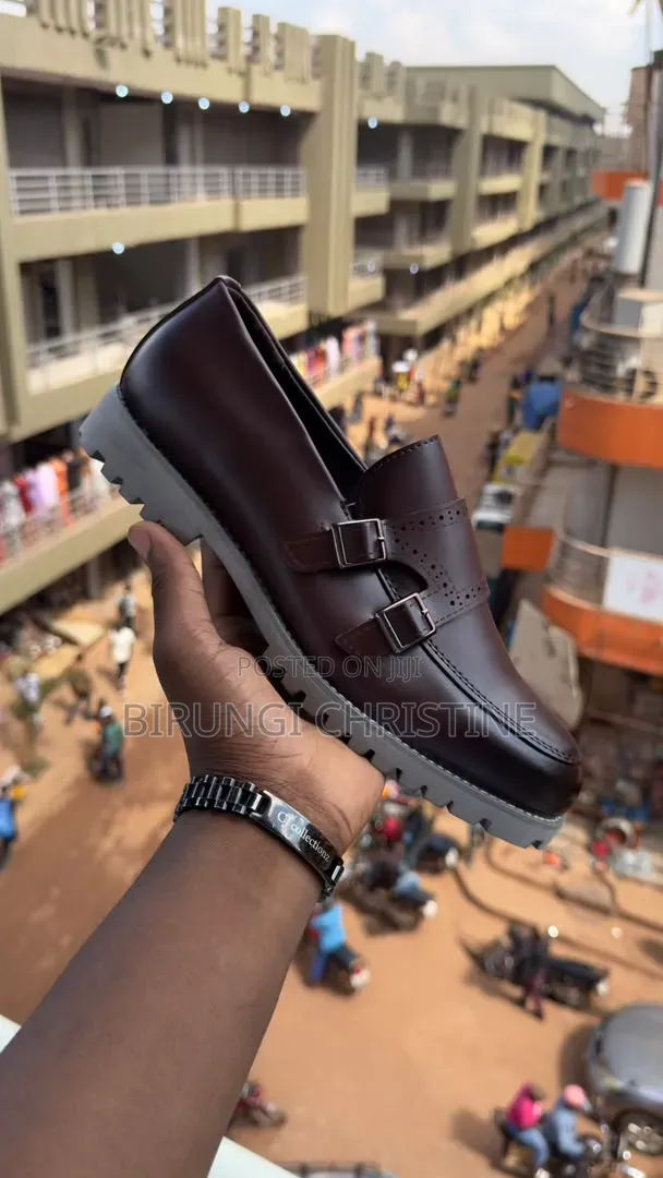 Men's Stringless Shoes