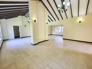 3bdrm House in Standalone Kisaasi, Central Division for rent