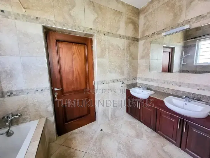 3bdrm House in Standalone Kisaasi, Central Division for rent