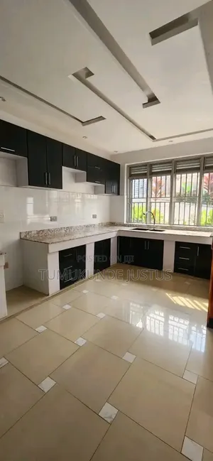 3bdrm House in Standalone Ntinda, Central Division for rent