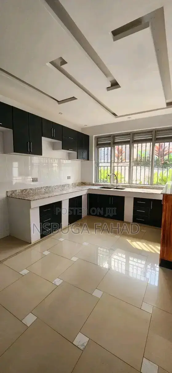 3bdrm House in Standalone Ntinda, Central Division for rent