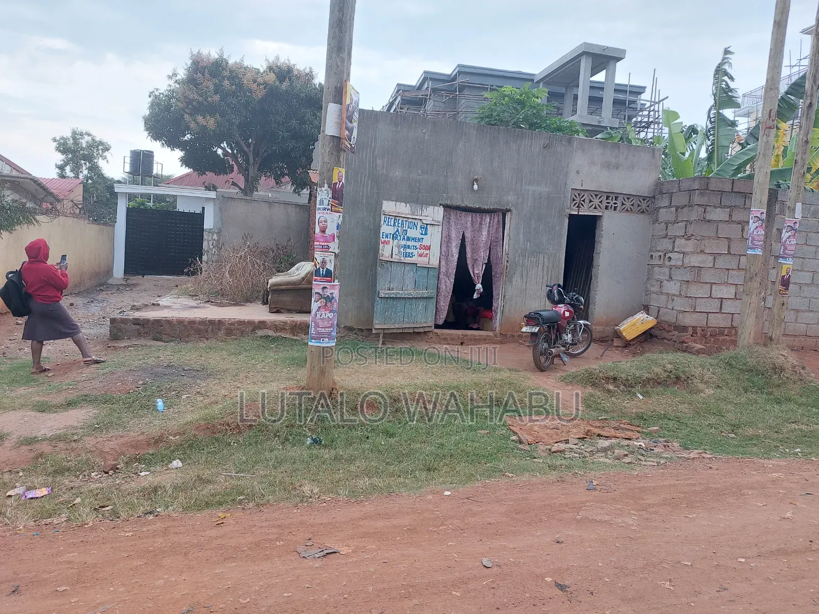 Busabala Plot Near Bobi Wine,s Beach