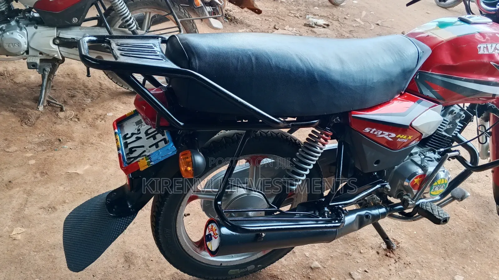 TVS HLX 125 2020 Red