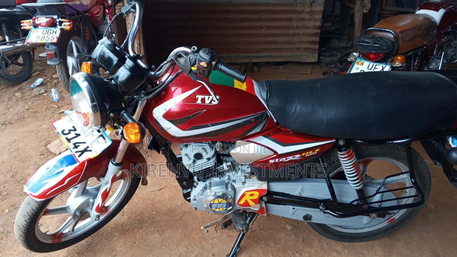 TVS HLX 125 2020 Red