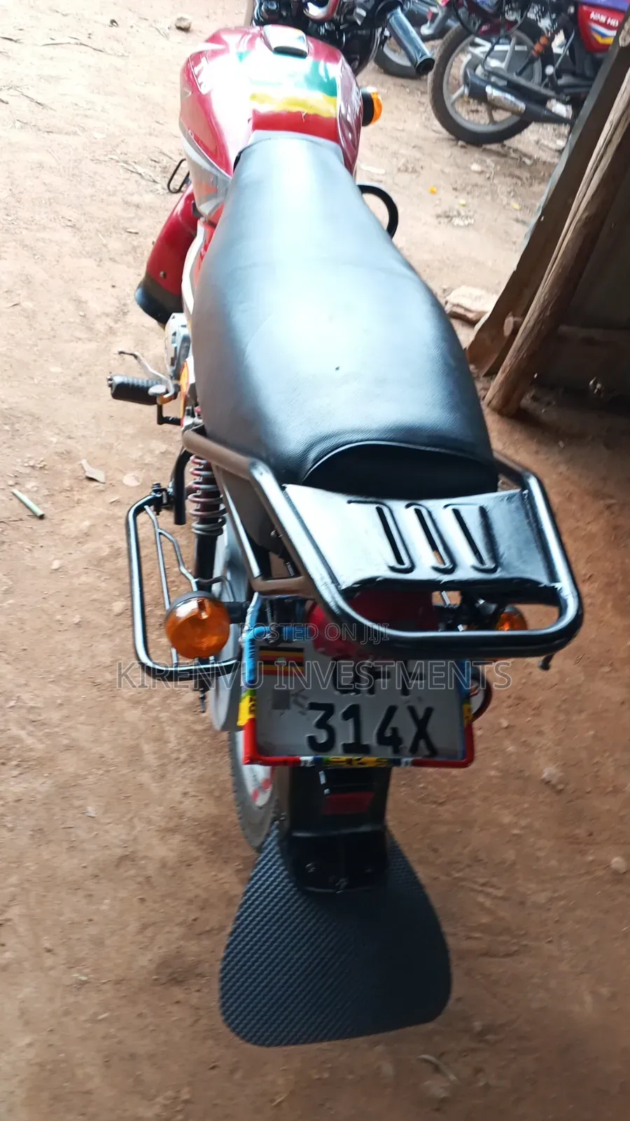 TVS HLX 125 2020 Red