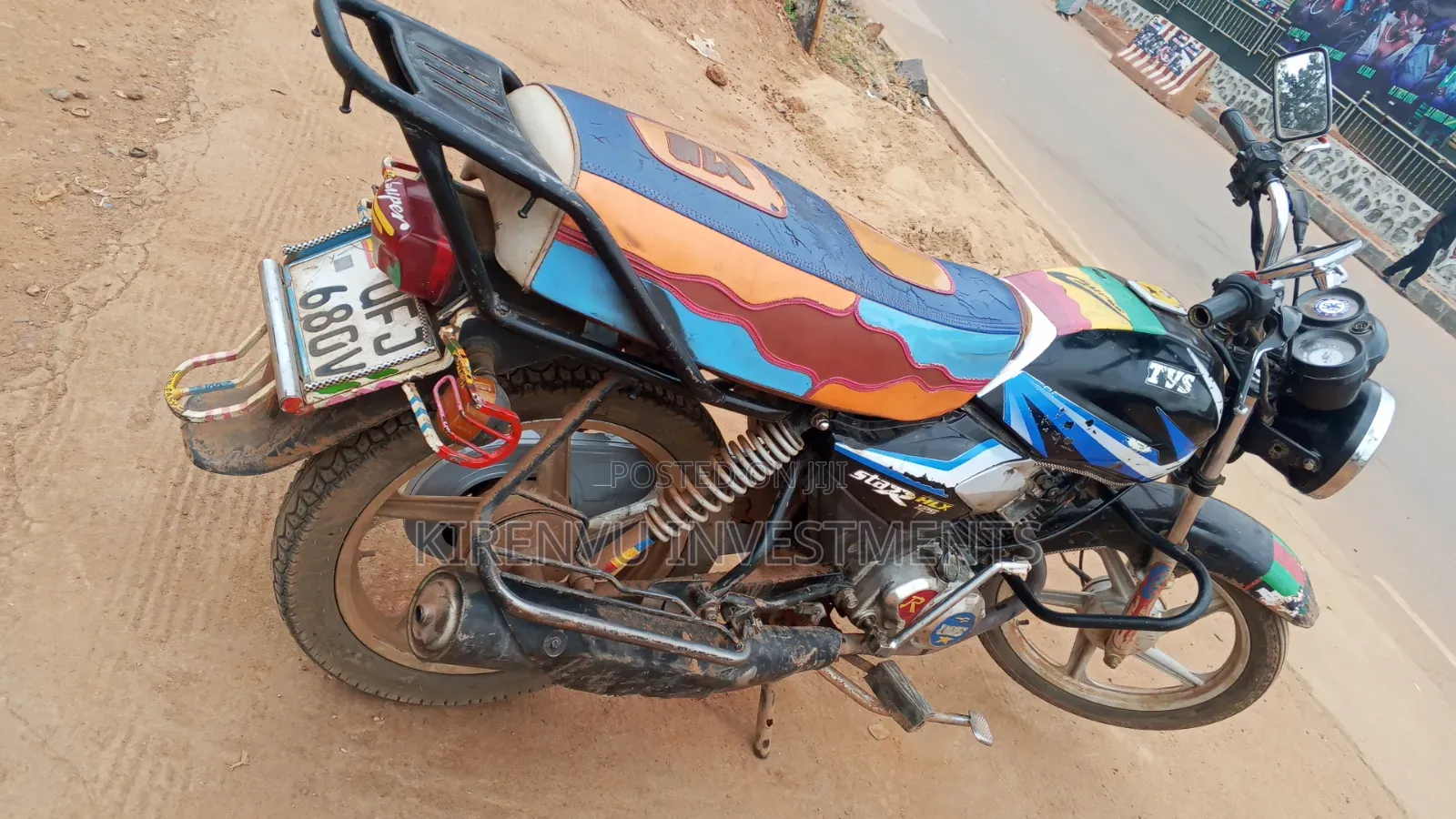 TVS HLX 125 2020 Red
