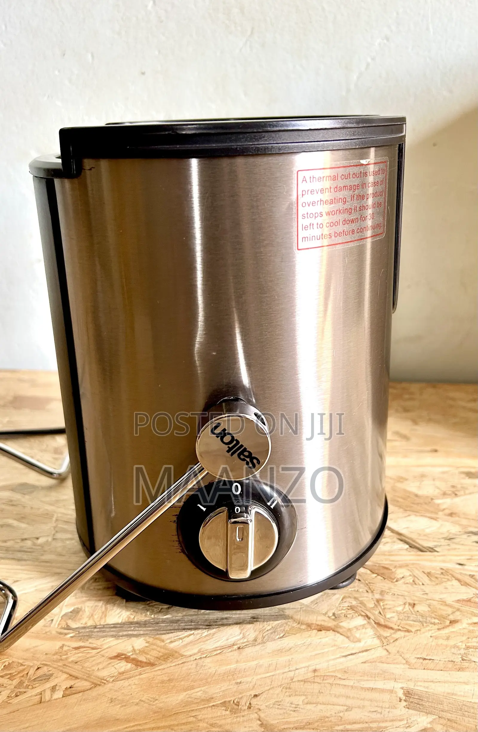 Salton Juice Extractor