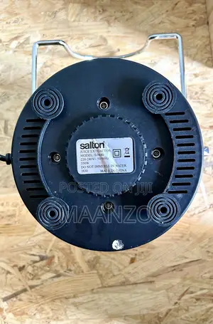 Salton Juice Extractor