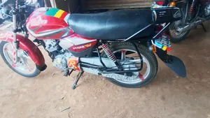 TVS HLX 125 2020 Red