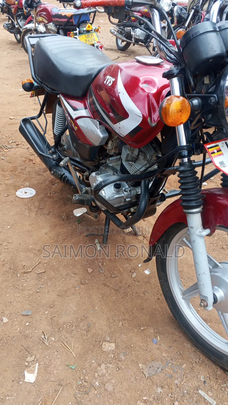 TVS HLX 125 2018 Red