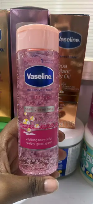 Round Ass Vaseline Oil