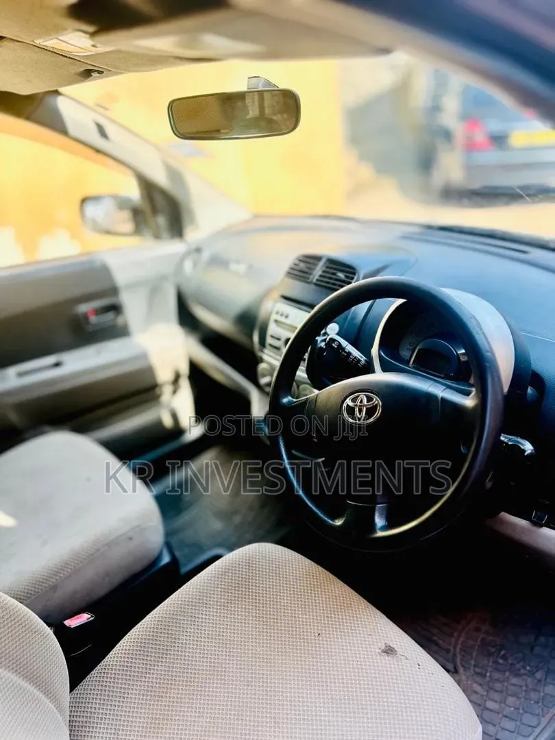 Toyota Passo 1.0 AWD 2008 Silver
