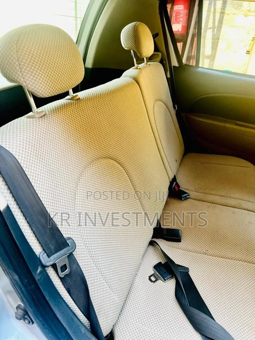 Toyota Passo 1.0 AWD 2008 Silver