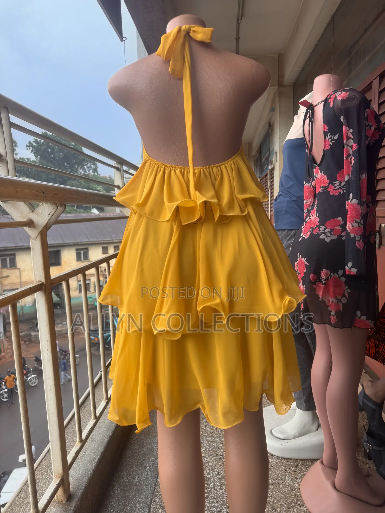 Round Dress