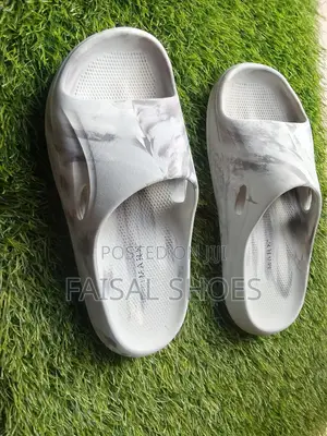 Men's Sliders
