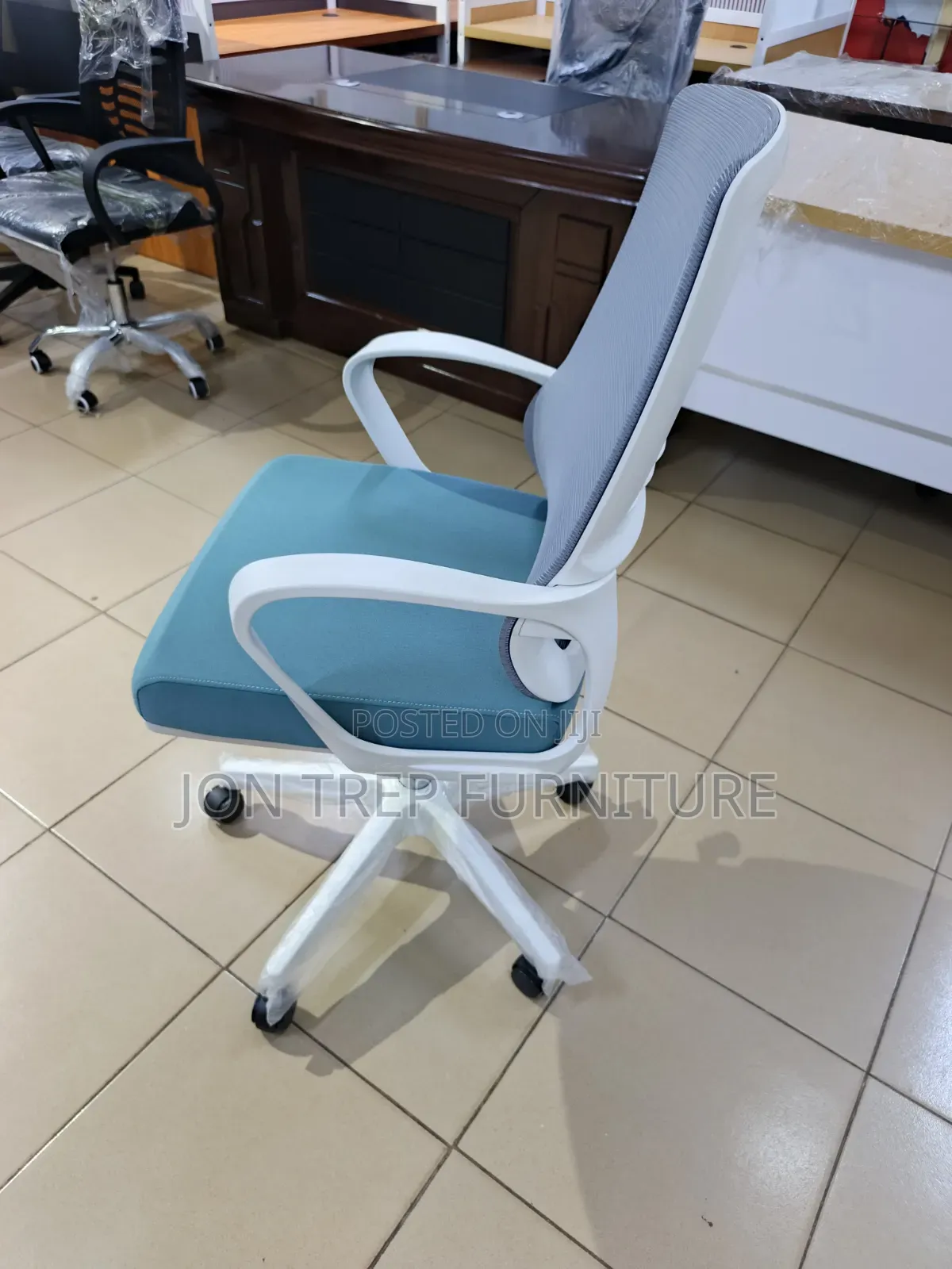 Executive Office Chair Mesh Adjustable