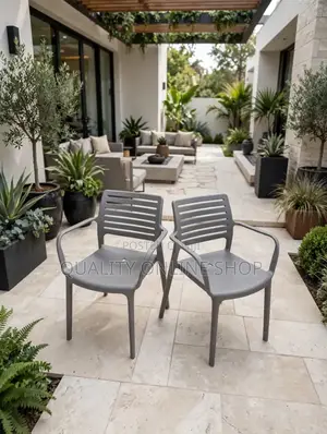 Velocity Plastic Chairs Plastic Chairs