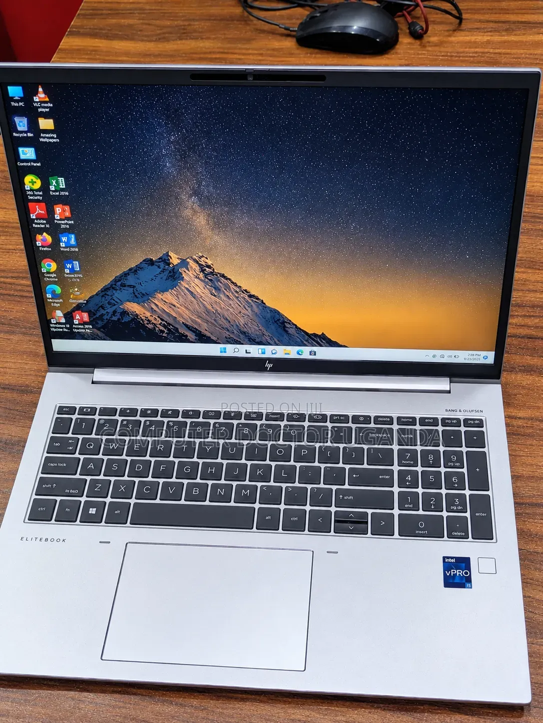 Laptop HP EliteBook 860 G10 16GB Intel Core i7 SSD 512GB