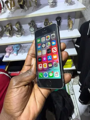 Apple iPhone 5s 16 GB Silver
