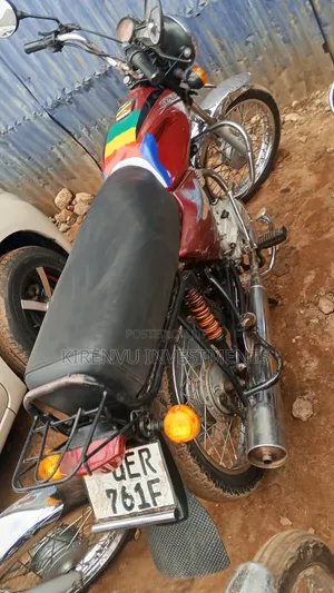 Bajaj Boxer 100 2017 Red