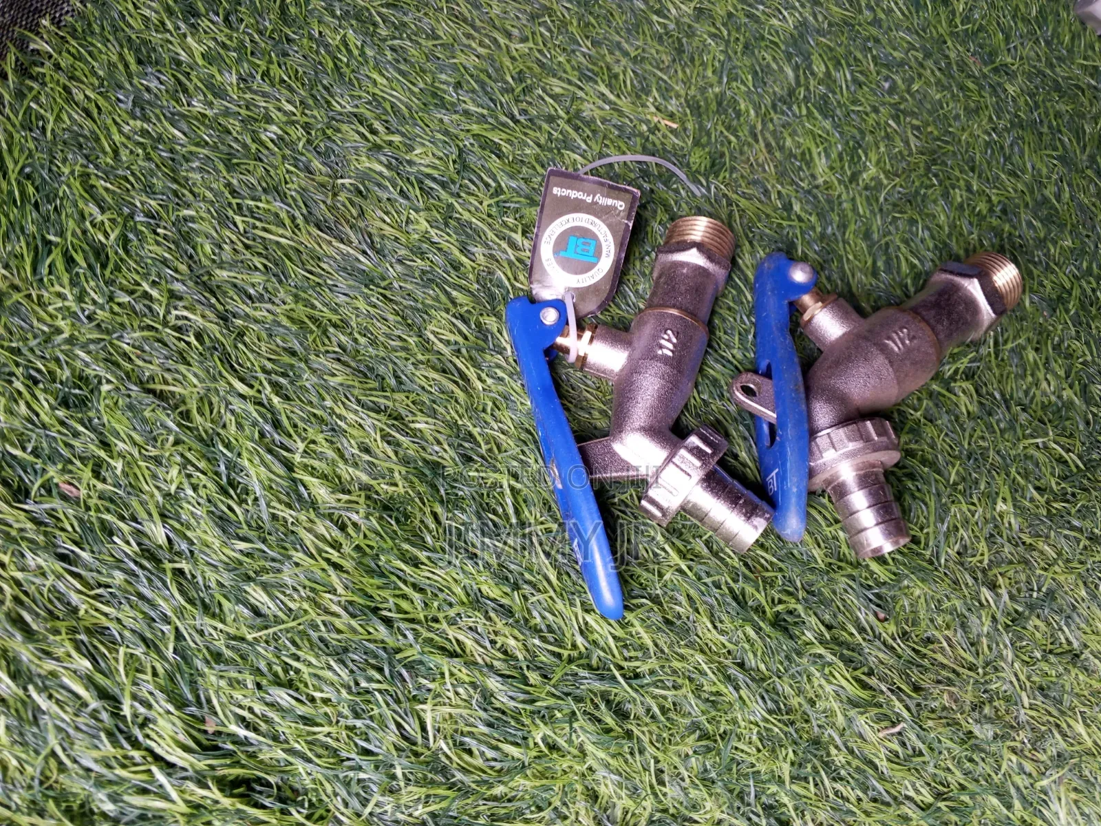 Water Taps and Global Valves