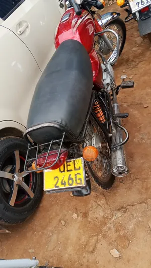 Bajaj Boxer 100 2017 Red