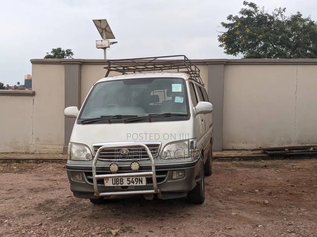 Toyota TownAce 2001 Silver