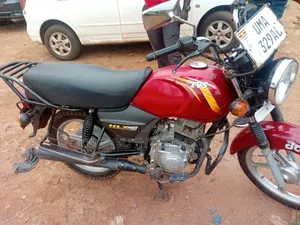 TVS XL 100 2025 Red