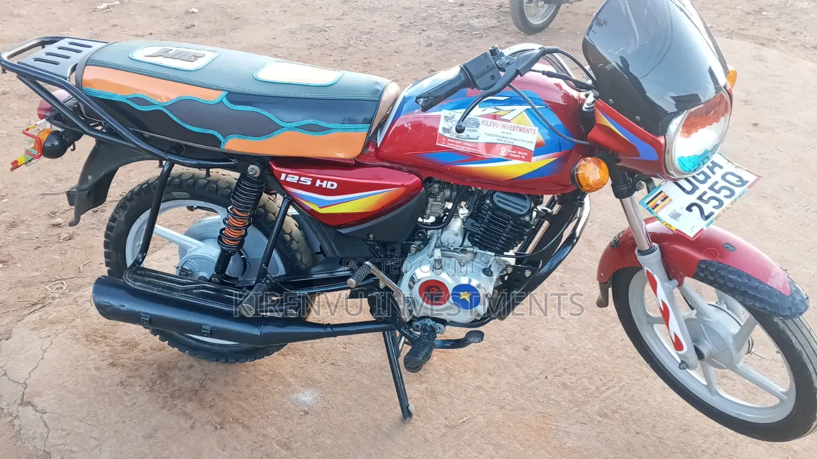 Bajaj Boxer 125 2025 Red
