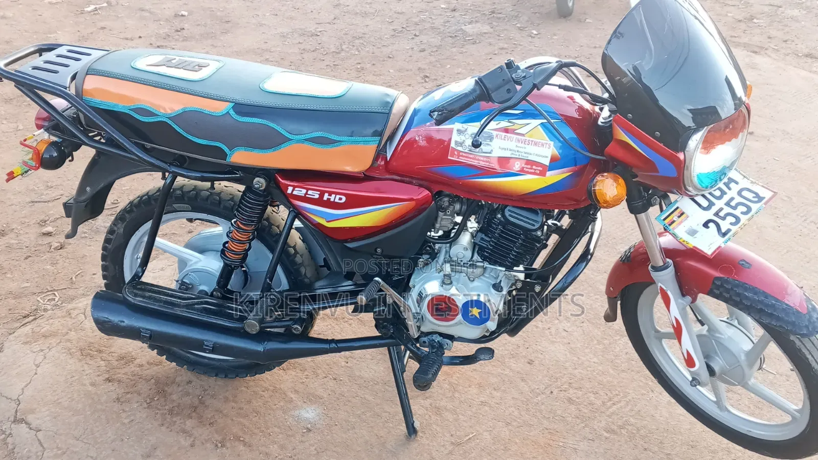 Bajaj Boxer 125 2025 Red