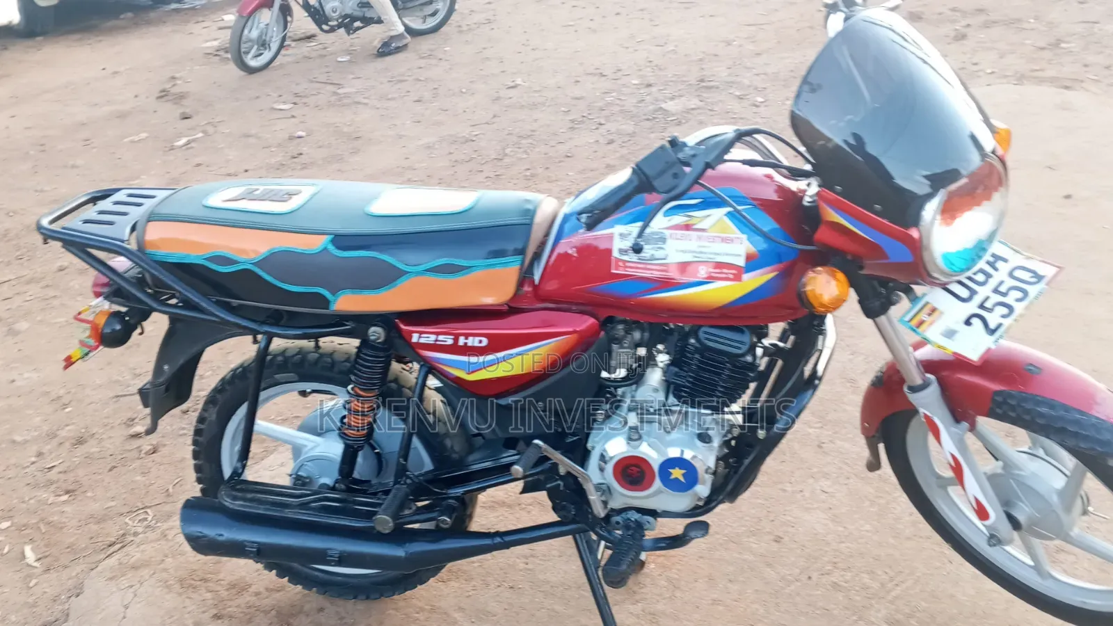 Bajaj Boxer 125 2025 Red