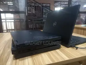 Laptop Dell Latitude 7390 8GB Intel Core i5 SSD 256GB