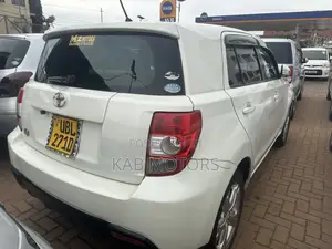 Toyota IST 2007 White