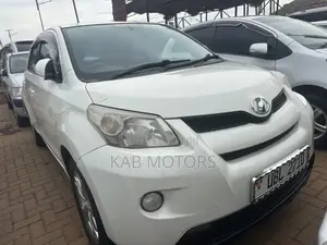 Toyota IST 2007 White