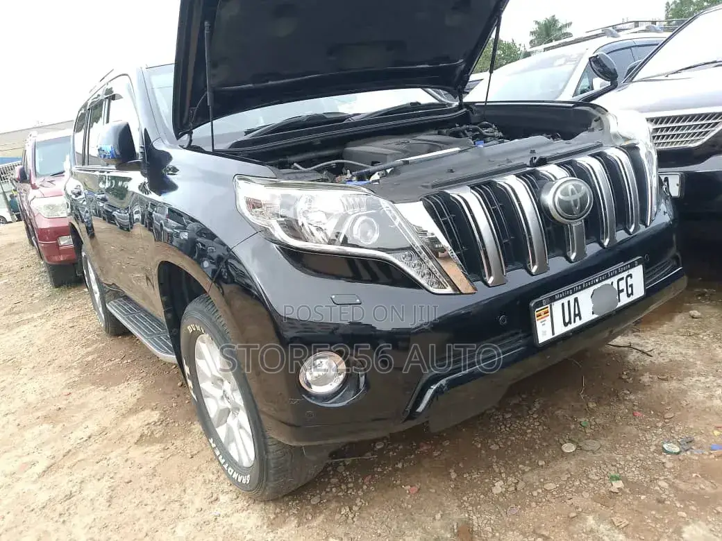 Toyota Land Cruiser Prado 2016 Black