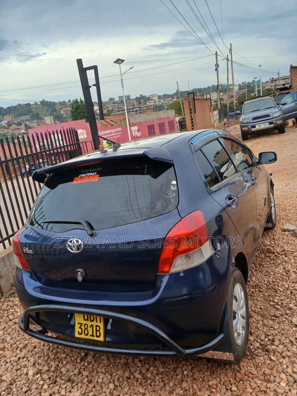 Toyota Vitz 1.3 AWD 5dr 2009 Blue