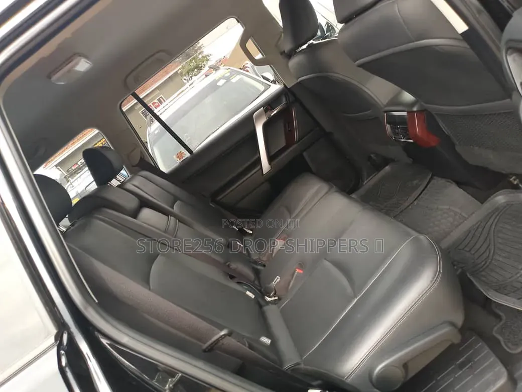 Toyota Land Cruiser Prado 2016 Black