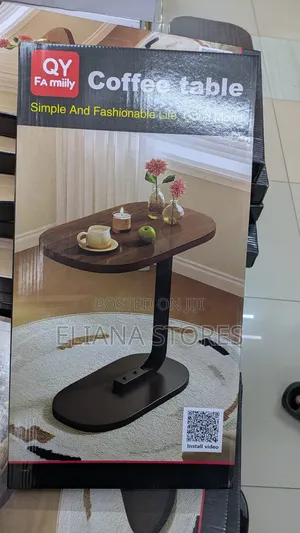 Coffee Table /Stylish Family Center Table