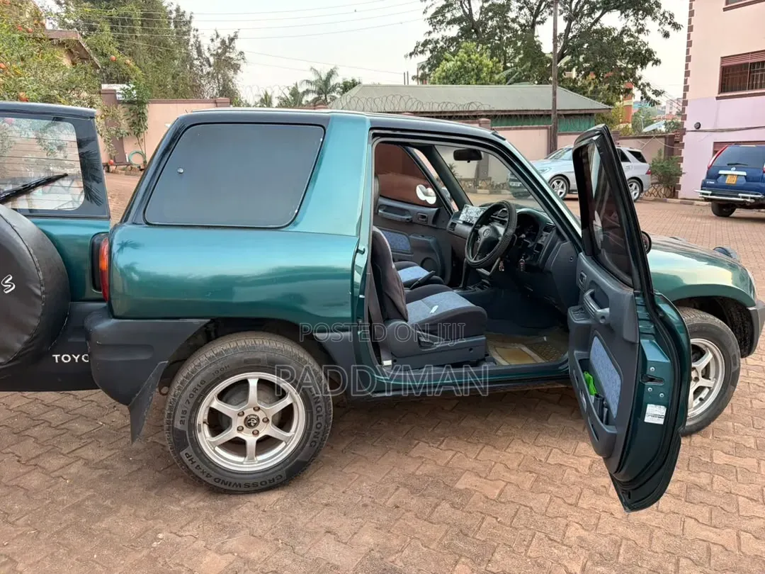 Toyota RAV4 Cabriolet 1998 Green