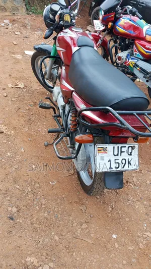 Bajaj CT 125X 2023 Red