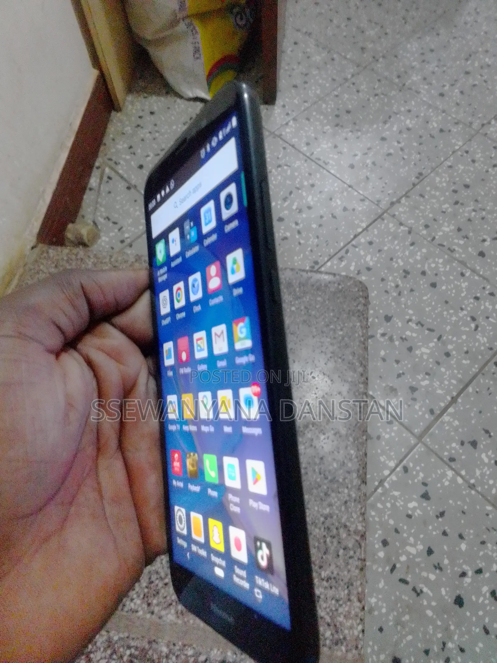 Hisense E30 Lite 16 GB Black