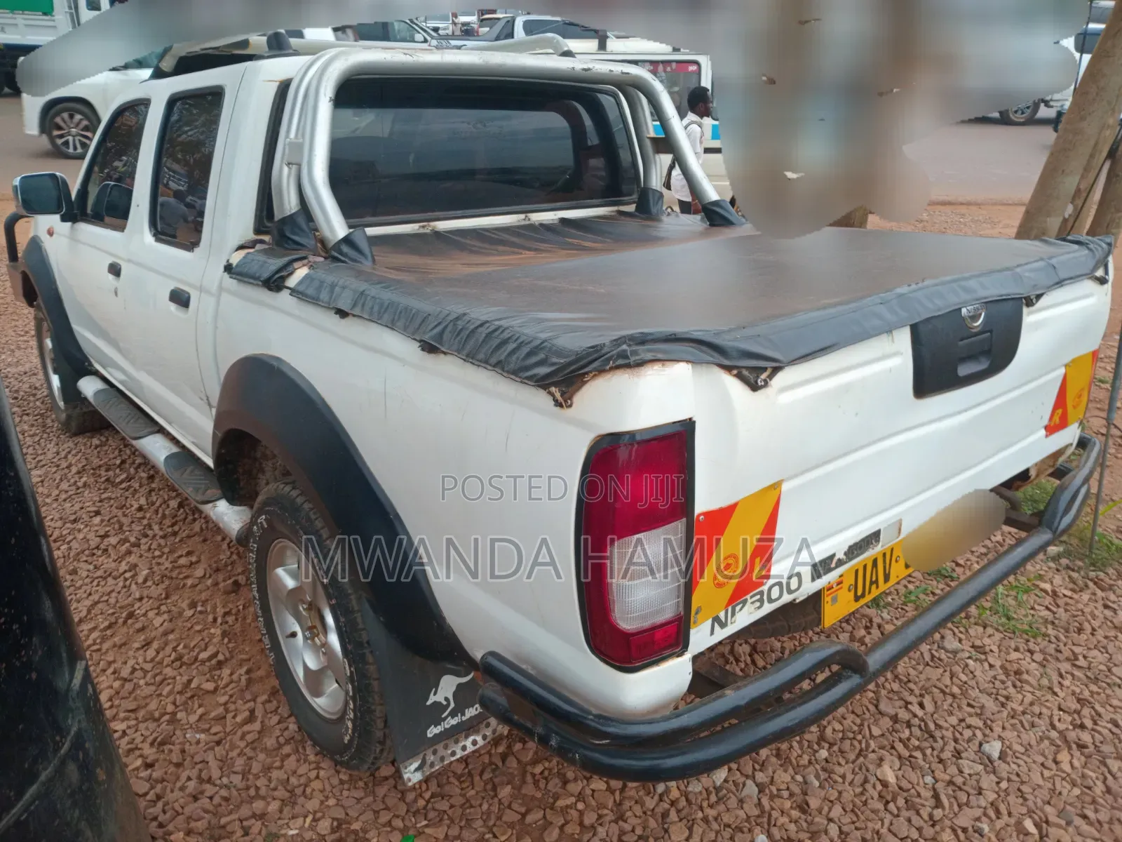 Nissan Hardbody 2012 White