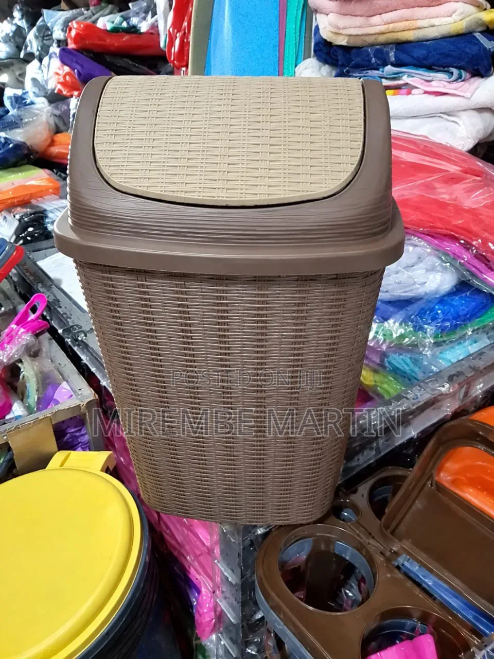 Brand New 8 Litres Trash Can