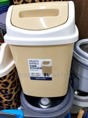 Brand New 8 Litres Trash Can