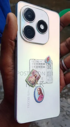 Tecno Spark 20 128 GB White