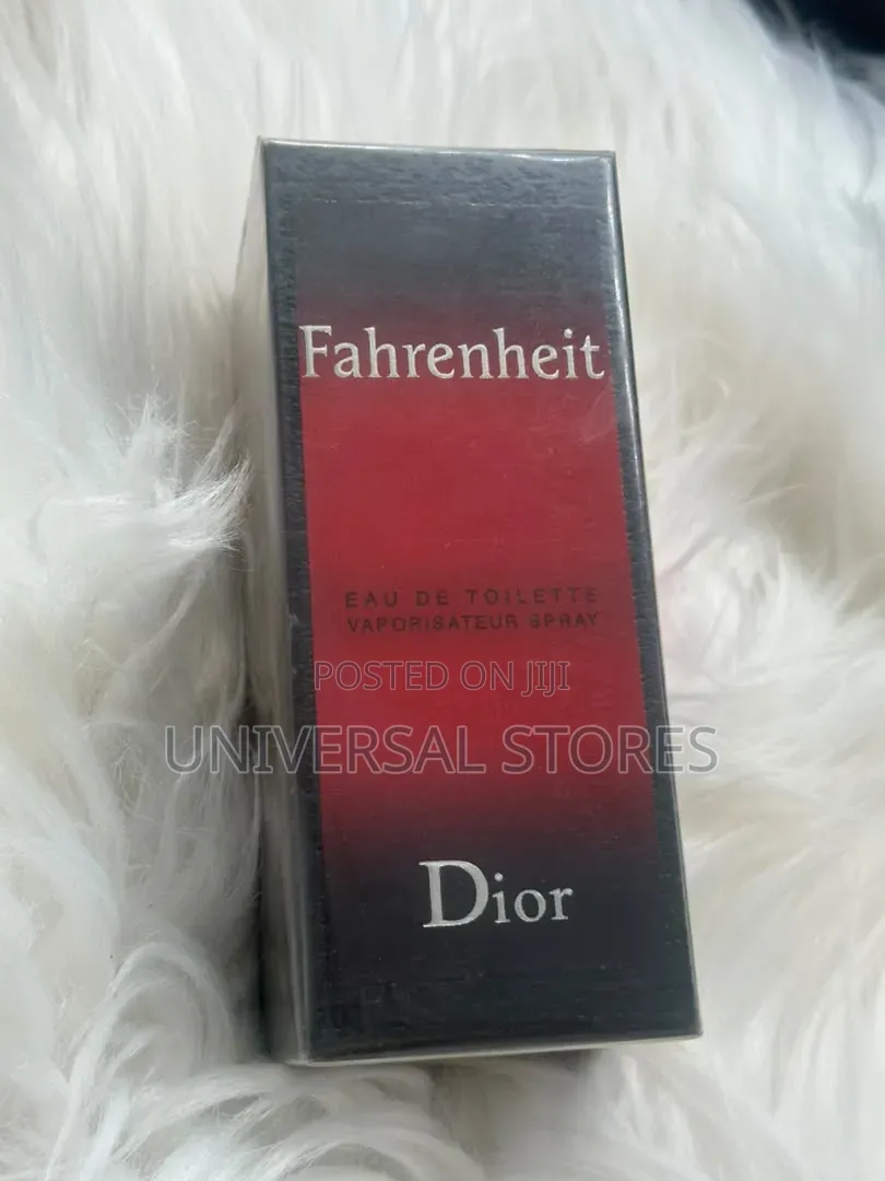 Fahrenheit
Eau De Toilette
Vaporisateur Spray
