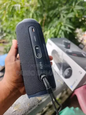Flip 6 JBL Speaker Boxed