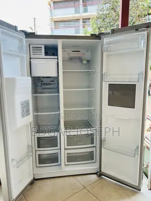 Samsung 670L Refrigerator Side by Side