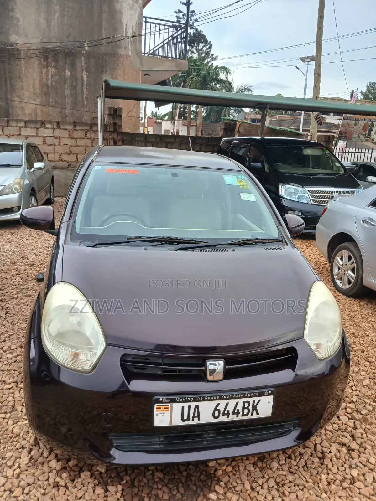 Toyota Passo 1.0 AWD 2013 Black